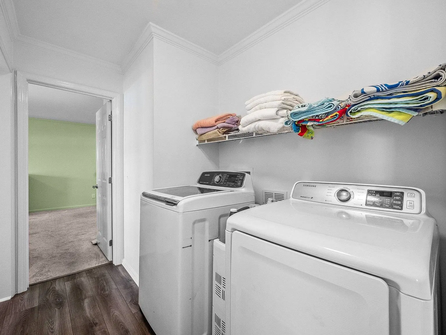 5 bed, 1904 sqft, $5,000 — Photo 4