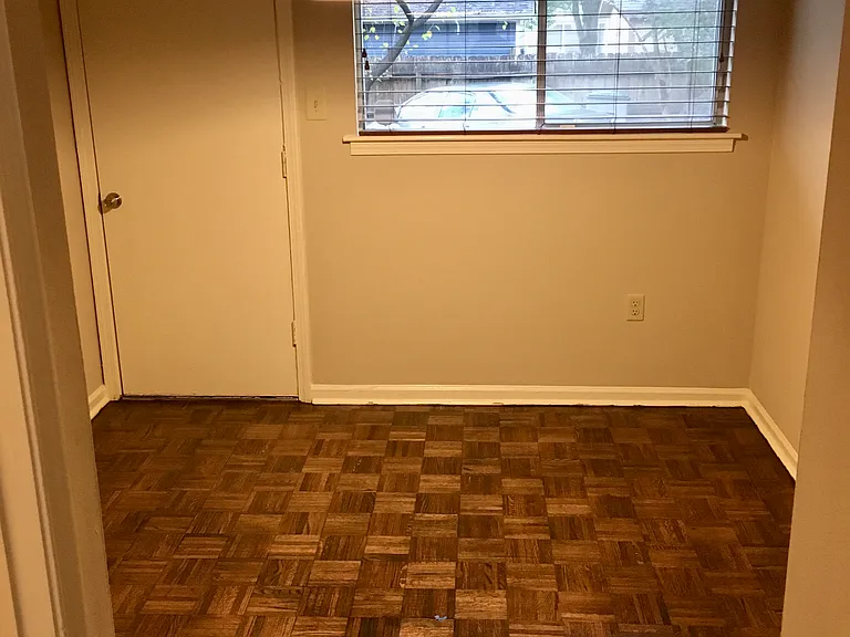 714 Goodman St — Photo 20