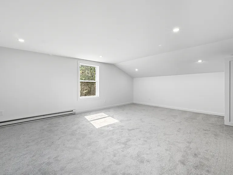 64 Leighton Rd — Photo 37