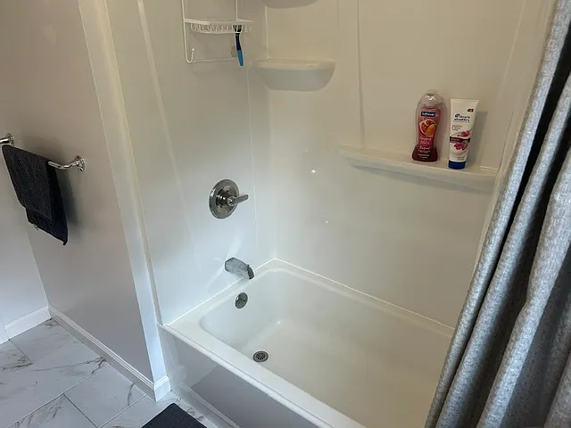 2 bed, 950 sqft, $2,350 — Photo 3