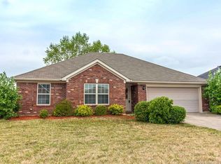 5508 Constellation Ln, Charlestown, IN 47111
