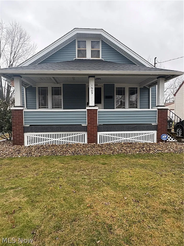 1609 Medford Ave photo 1