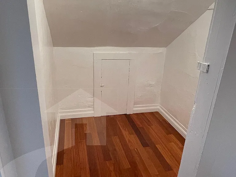 70-72 School St #2 — Photo 8
