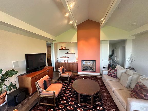 5th image of 260 Margarita Drive