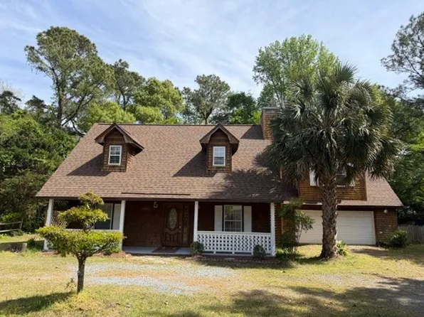 8228 Lantana Ln, Wilmington, NC 28411