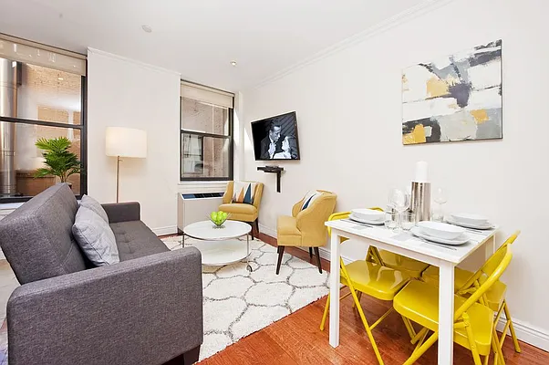 Rented by Eisenberg Exclusives | media 28