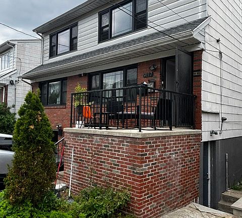 2nd image of 9117 Grand Ave #2