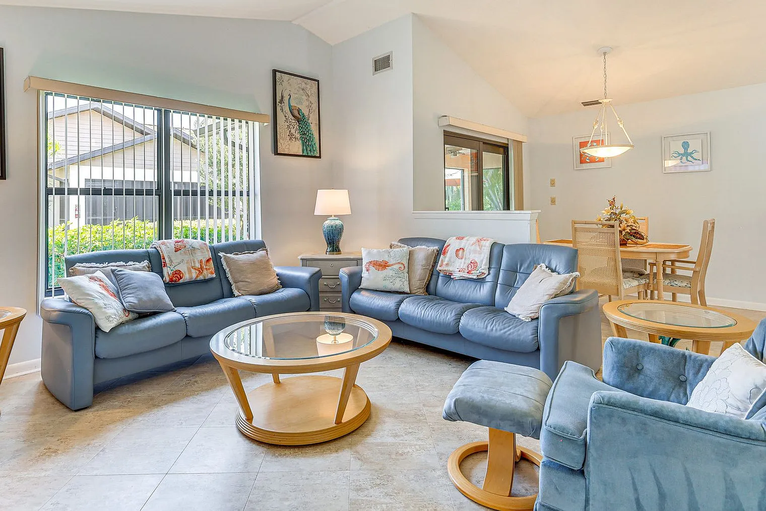 2 bed, 2.0 bath, 1367 sqft, $2,328 — Photo 1