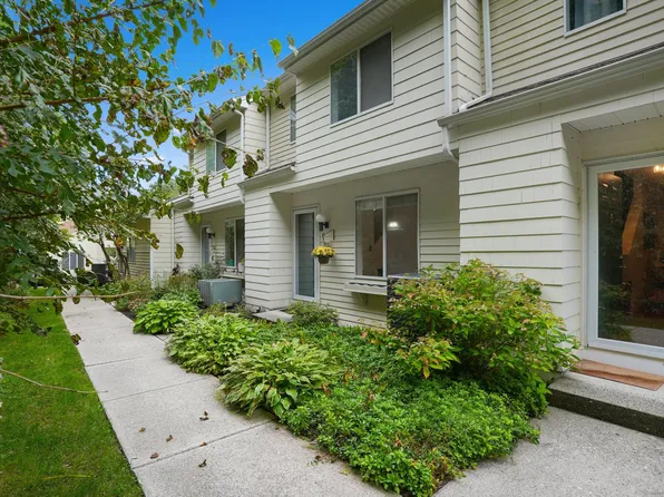 166 Old Brookfield Road #31-3, Danbury, CT 06811