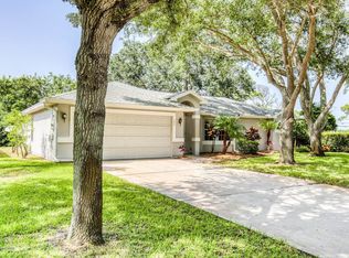 3020 Pineda Crossing Dr, Melbourne, FL 32940