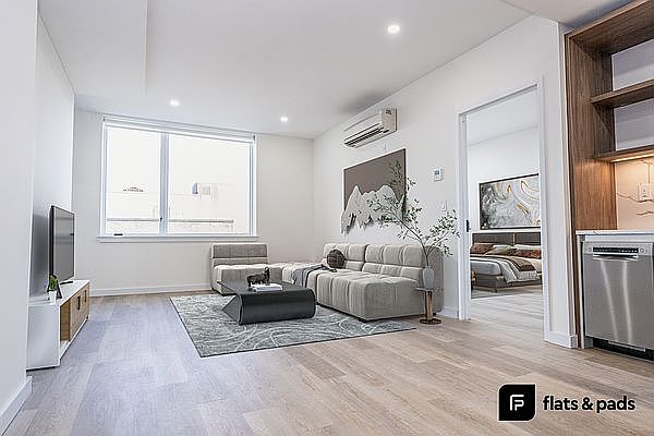 1st image of 627 Franklin Ave #4