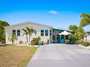 137 Lake Tarpon Dr #18, Palm Harbor, FL 34684