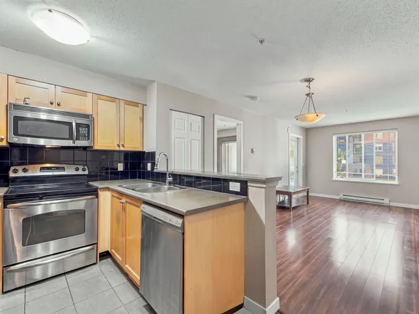 240 Sherbrooke St #3318, New Westminster, BC V3L 0A4