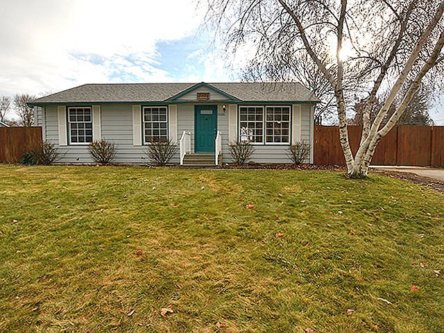 1st image of 11120 E 11th Ave