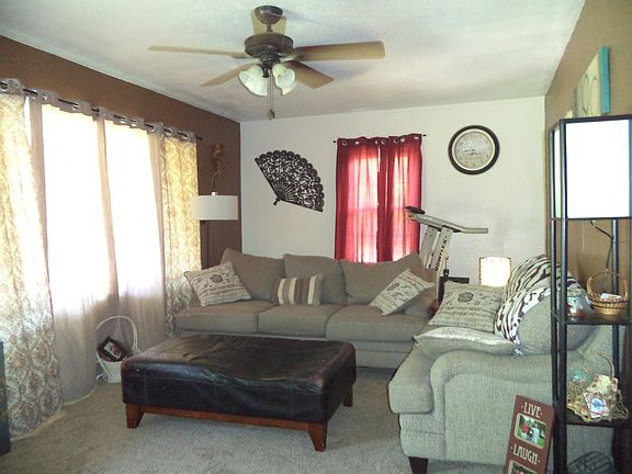 4th image of 1037 Sunset Dr