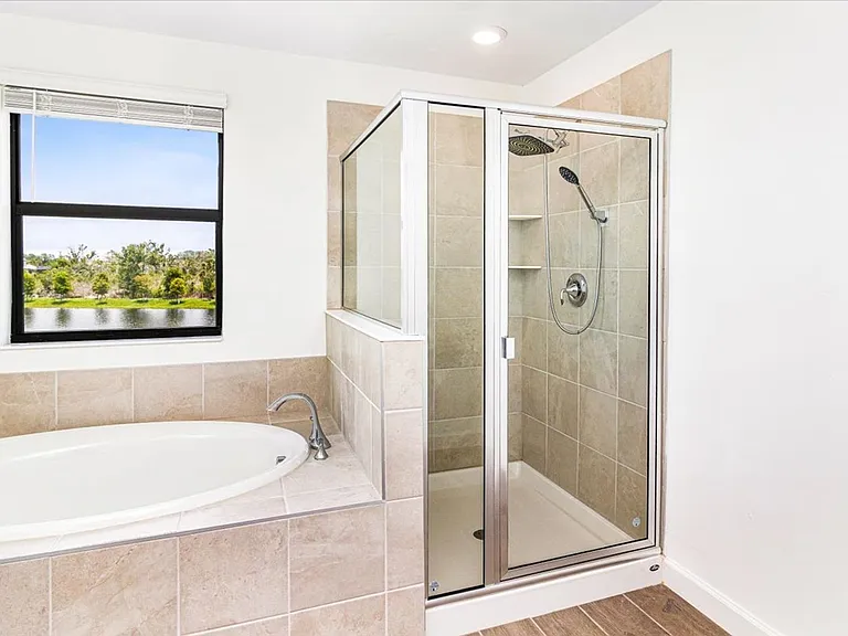 4873 Seafoam Trl — Photo 24