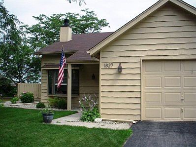1st image of 1827 Redwood Ct #4-1