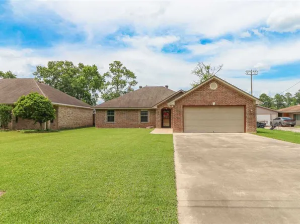 481 Reynolds Ln, Vidor, TX 77662
