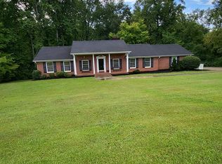 109 Ridgeway Rd, Gaffney, SC 29340