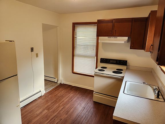 5th image of 8 Orient Ave #3