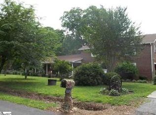 668 Sandy Springs Rd, Laurens, SC 29360