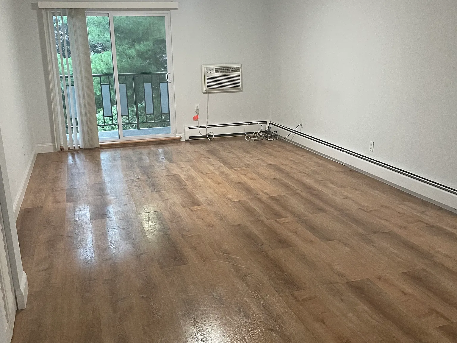 261 Hayward St — Photo 2