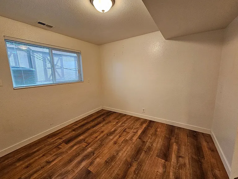 2707 S Adams Street — Photo 6