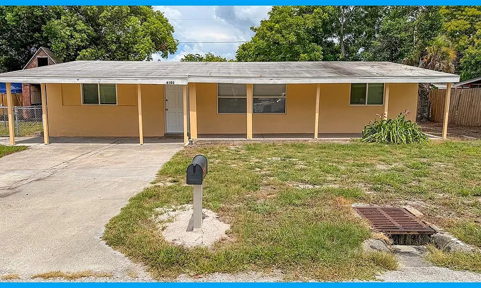 4102 Highland Loop