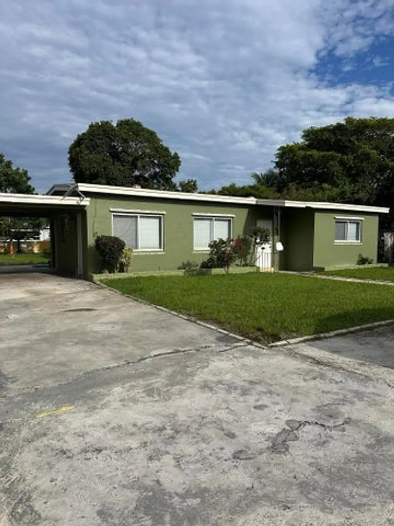2202 NE 3rd Street, Boynton Beach, FL 33435 — Photo 4