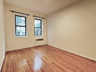 Rented by KNOCKKNOCK LLC