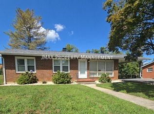 5240 Springlawn Ave, Roanoke, VA 24018