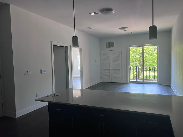 310 Madison Ave #210 — Photo 6