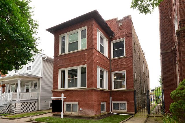 1st image of 3041 W Leland Ave