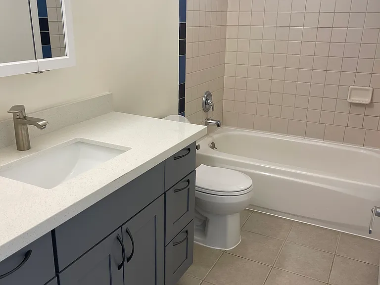 9435 Avondale Rd NE #110 — Photo 8