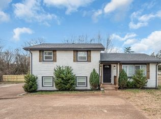 3047 Richmond Hill Dr, Nashville, TN 37207
