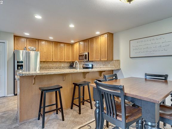3rd image of 3214 SE 173rd Ct