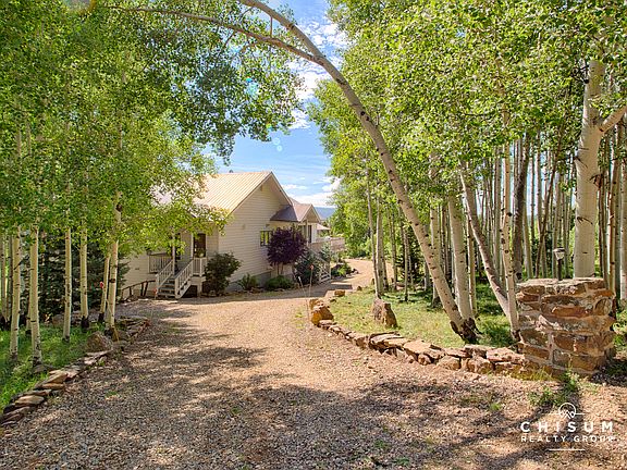 3rd image of 32 Agua Fria Dr