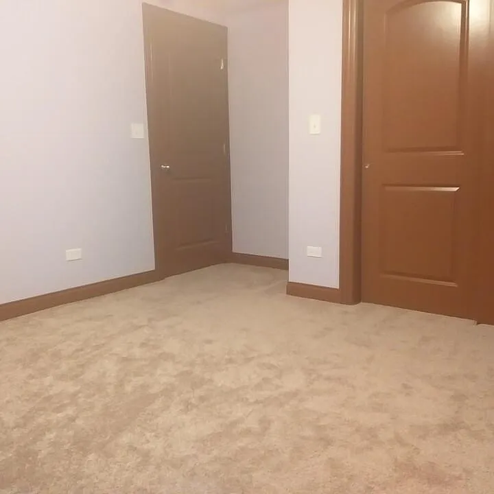 4 bed, 3000 sqft, $3,500 — Photo 2