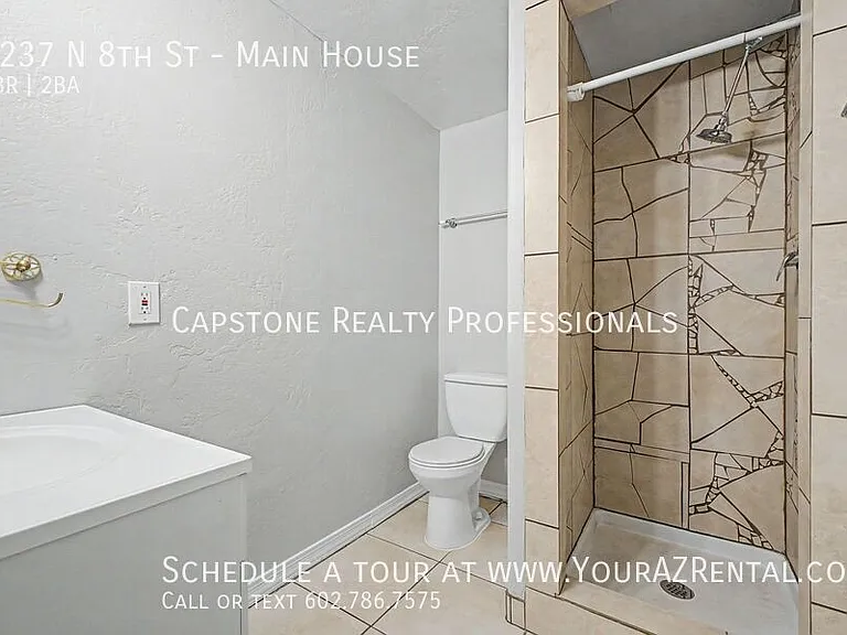 2237 N 8th St #MAIN HOUSE — Photo 16