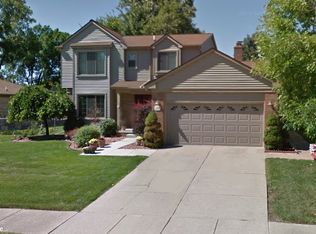 1731 Langford Dr, Troy, MI