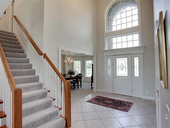 3rd image of 10636 Falls Creek Ln