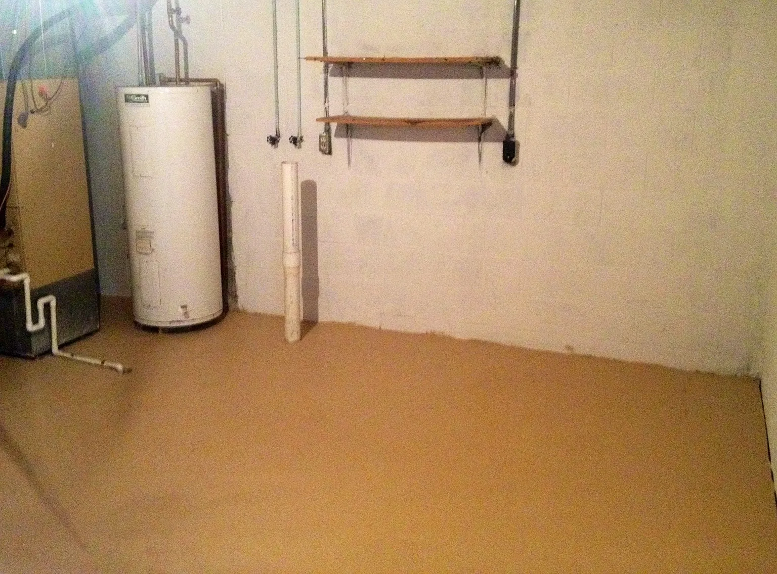 2 bed, 1.5 bath, 1600 sqft, $1,600 — Photo 3