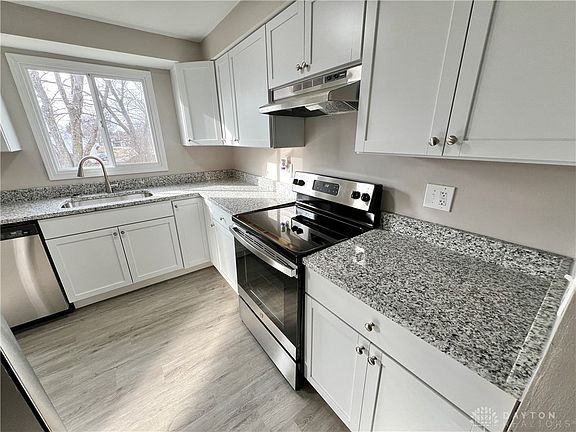 5th image of 693 Hile Ln
