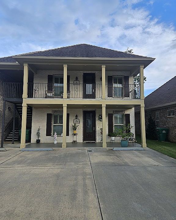 1st image of 232 Fairway Villas Cir