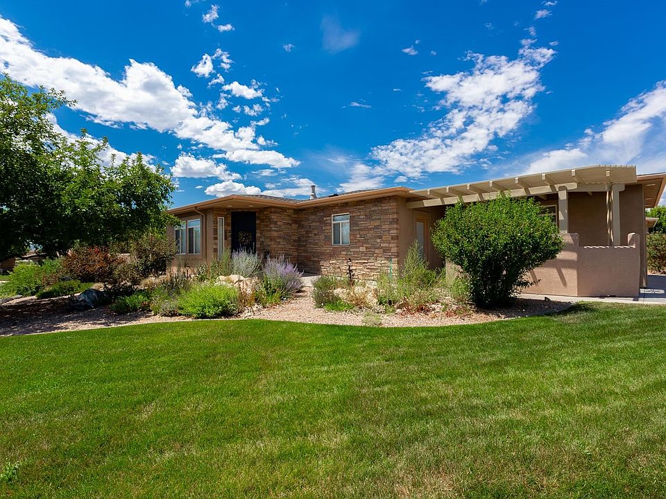 1st image of 855 Summer Sage Ct