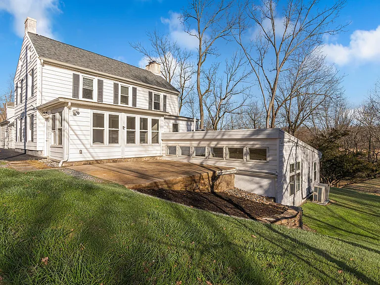 57 S Limekiln Pike #1 — Photo 4