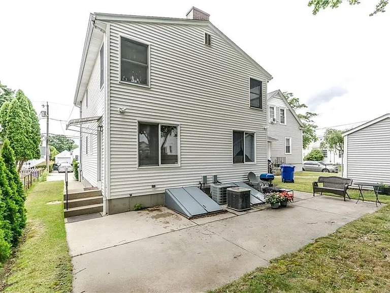 53 Hazael St — Photo 18