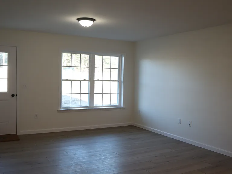 428 Turner St — Photo 17