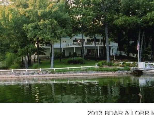 140 Cascade Ct, Four Seasons, MO 65049