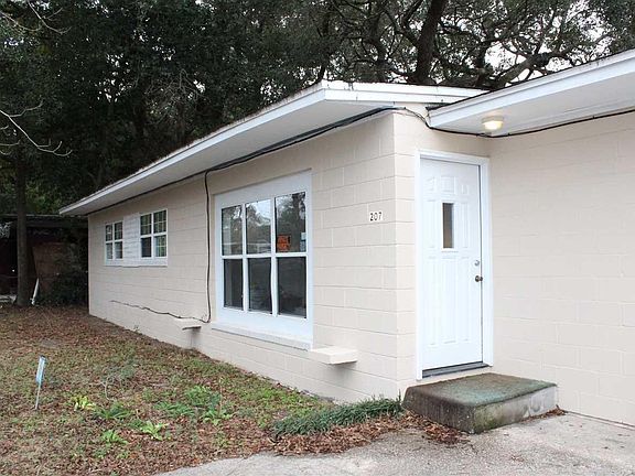 3rd image of 207 Opal Ave